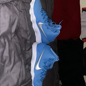 2017 baby blue hyperdunk